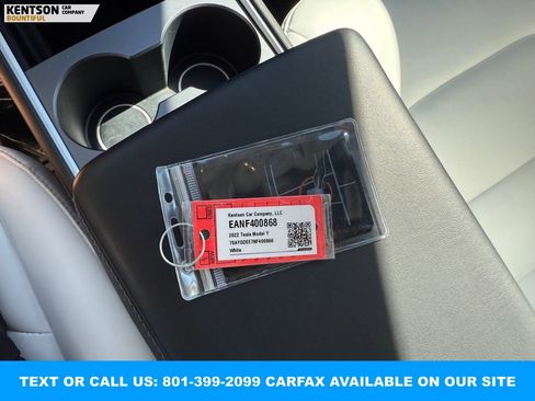 Used 2022 Tesla Model Y Long Range image 30