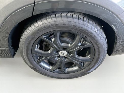 Used 2024 Dodge Hornet R/T Plus w/ R/T Blacktop Package AWD/4WD image 11