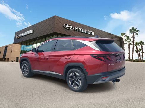 New 2026 Hyundai Tucson SEL FWD image 2
