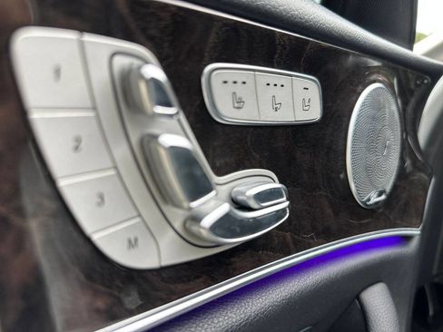 Used 2017 Mercedes-Benz E 300 image 14