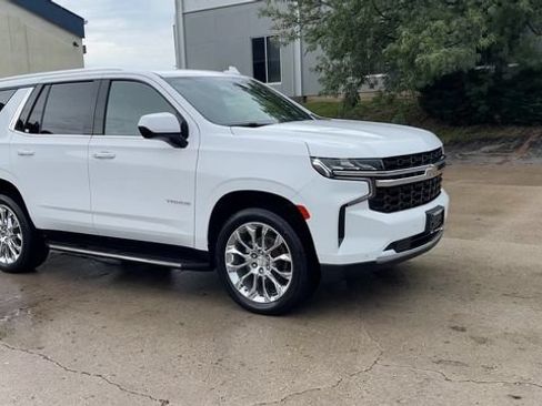 Used 2023 Chevrolet Tahoe LS AWD/4WD image 2