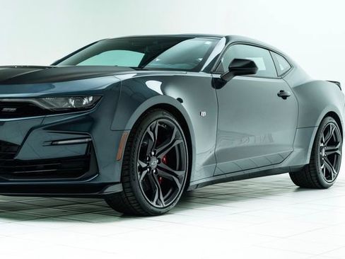 Used 2022 Chevrolet Camaro SS image 9