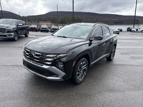 Used 2025 Hyundai Tucson Limited image 8