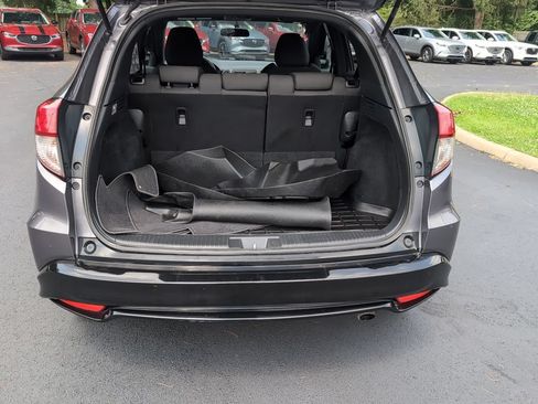 Used 2022 Honda HR-V Sport image 10