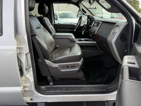 Used 2012 Ford F350 Lariat w/ Lariat Ultimate Pkg AWD/4WD image 25