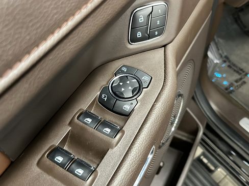 Used 2024 Ford Expedition Max King Ranch AWD/4WD image 21