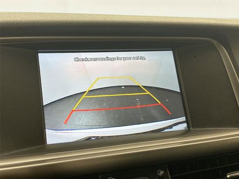 Used 2018 Kia Optima S image 22