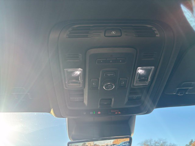 Used 2021 Cadillac Escalade ESV Sport w/ Driver Assist Tech Package AWD/4WD image 5