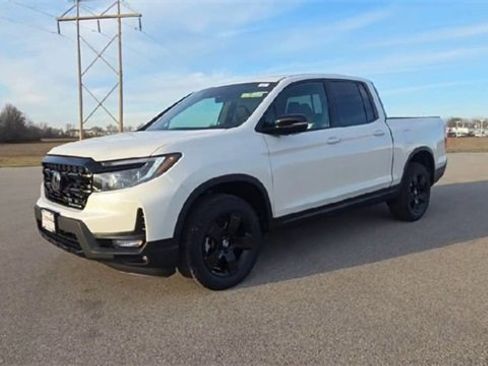New 2026 Honda Ridgeline Black Edition image 4