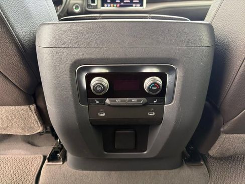 Used 2021 GMC Yukon Denali RWD image 21