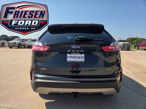 Used 2024 Ford Edge SEL w/ Convenience Package AWD/4WD image 6
