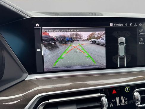 Used 2022 BMW X5 xDrive40i w/ Climate Comfort Package image 32