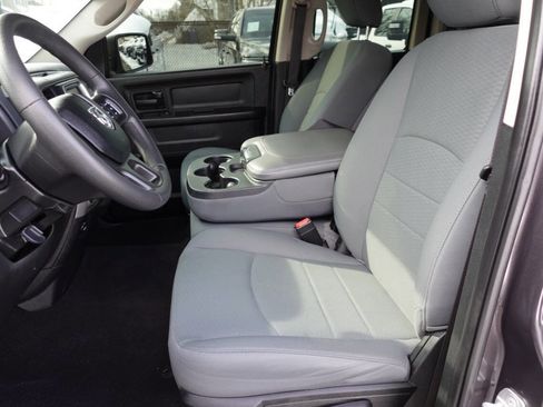 Used 2018 RAM 1500 Express w/ Express Value Package image 18