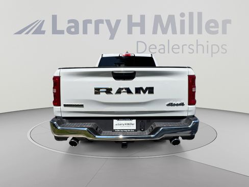 New 2026 RAM 1500 Big Horn AWD/4WD image 4