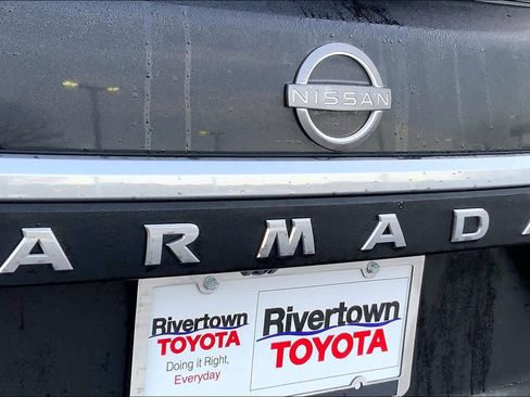 Used 2022 Nissan Armada Platinum w/ Captain's Chairs Package image 30