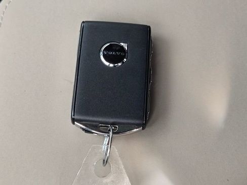 New 2026 Volvo XC60 B5 Plus image 24