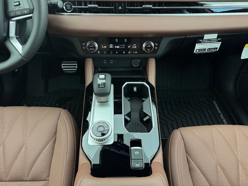 New 2025 Mitsubishi Outlander SEL image 23