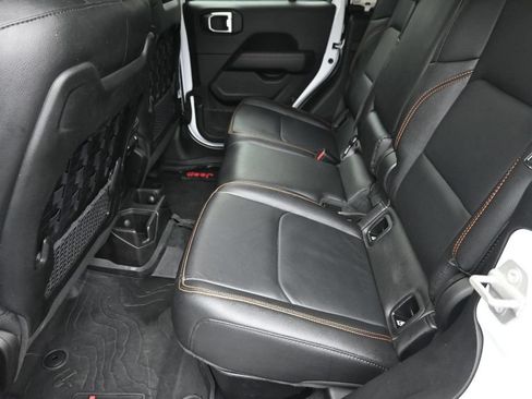 Used 2023 Jeep Gladiator Mojave w/ Cold Weather Group AWD/4WD image 11