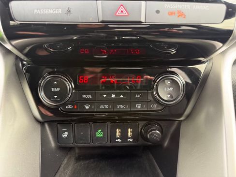 Used 2024 Mitsubishi Eclipse Cross SEL AWD/4WD image 6