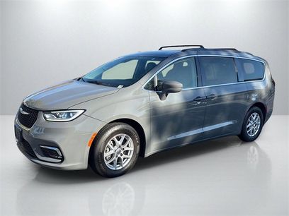 Certified 2022 Chrysler Pacifica Touring-L