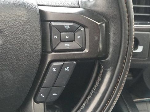 Used 2020 Ford Expedition Limited w/ Equipment Group 301A AWD/4WD image 39
