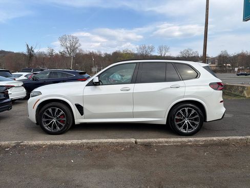 Used 2024 BMW X5 xDrive40i w/ M Sport Package image 16
