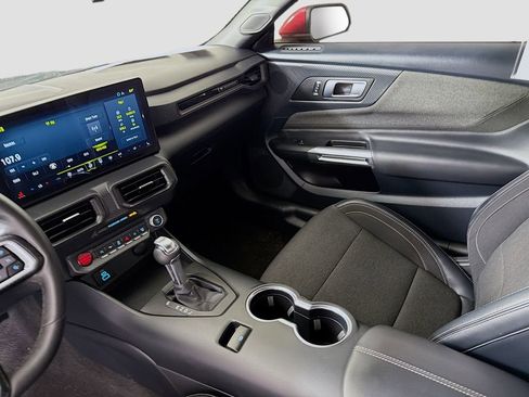 Used 2024 Ford Mustang EcoBoost image 25