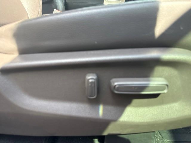 Used 2018 Honda Odyssey EX-L image 22