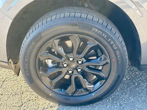 Used 2024 Ford Maverick XLT w/ XLT Luxury Package image 13