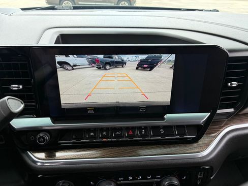 Used 2023 Chevrolet Silverado 1500 RST AWD/4WD image 21