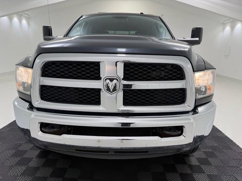 Used 2015 RAM 2500 SLT w/ Luxury Group image 3