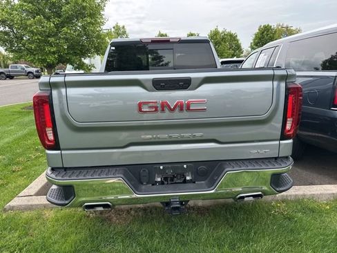 Used 2024 GMC Sierra 1500 SLT w/ SLT Premium Package AWD/4WD image 5