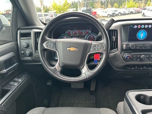 Used 2018 Chevrolet Silverado 1500 LT w/ LT Eassist Package image 7