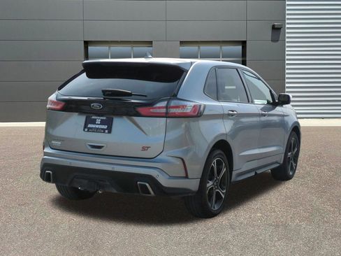 Used 2020 Ford Edge ST image 7