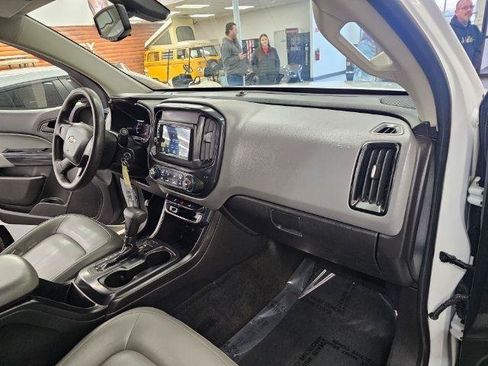 Used 2015 Chevrolet Colorado W/T RWD image 10