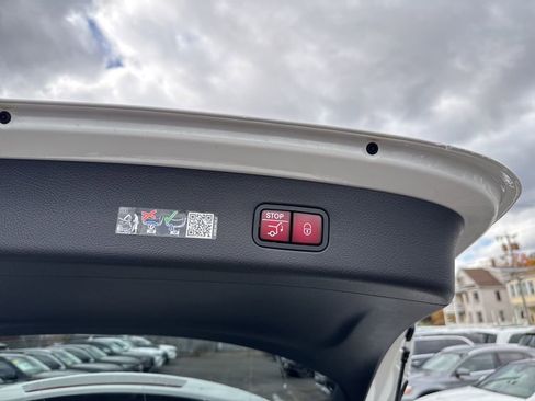 New 2026 Mercedes-Benz GLC 300 4MATIC image 28