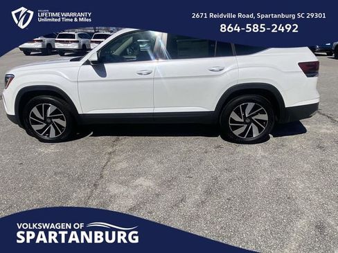 New 2026 Volkswagen Atlas SE image 6