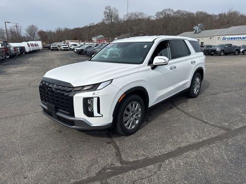 Used 2023 Hyundai Palisade SE AWD/4WD image 4