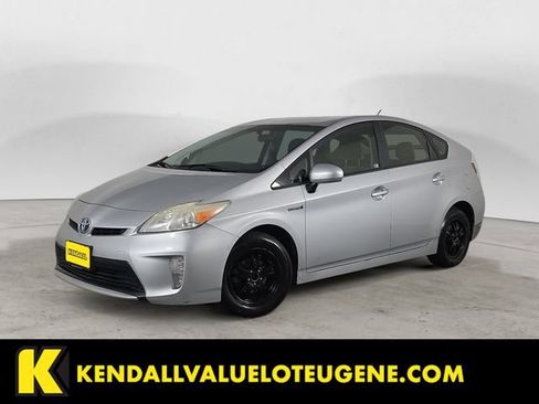 Used 2013 Toyota Prius Three image 1