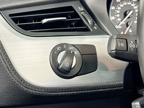 Used 2009 BMW Z4 sDrive35i image 10
