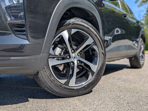 Used 2024 Chevrolet Trax RS w/ Sunroof Package image 34