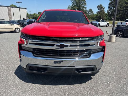 Used 2022 Chevrolet Silverado 1500 LT AWD/4WD image 10