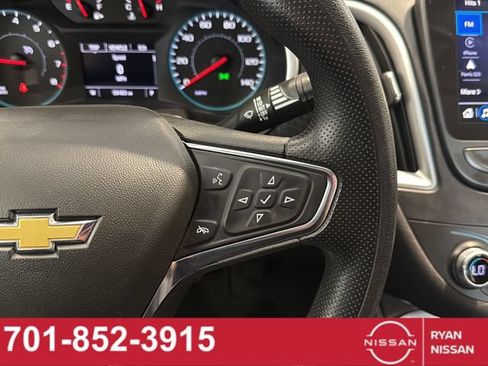 Used 2024 Chevrolet Malibu LT FWD image 28