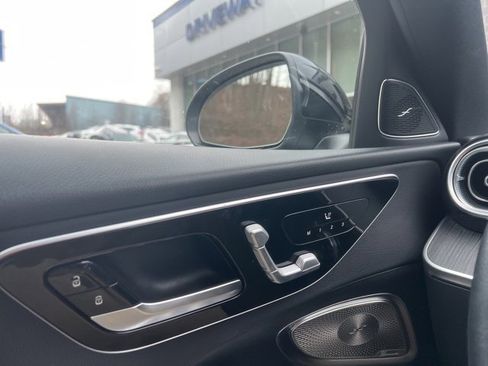 Used 2022 Mercedes-Benz C 300 4MATIC Sedan image 2