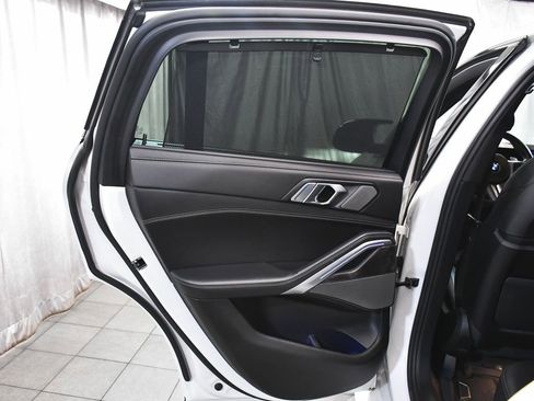 Used 2024 BMW X6 M60i image 12