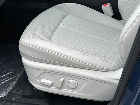 New 2026 Kia Sorento S image 18