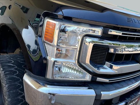 Used 2021 Ford F250 XL w/ STX Appearance Package AWD/4WD image 25