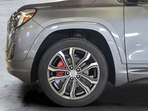 Used 2019 GMC Terrain Denali w/ Advanced Safety Package image 14