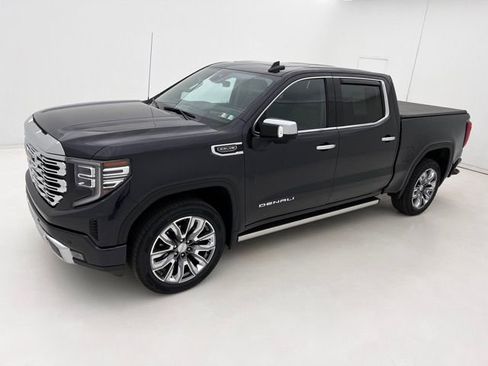 Used 2023 GMC Sierra 1500 Denali w/ Denali Reserve Package AWD/4WD image 5
