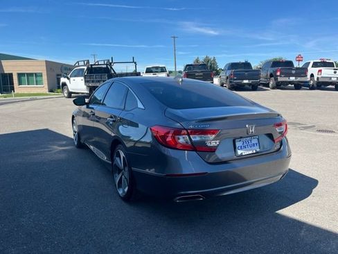Used 2020 Honda Accord Touring image 11